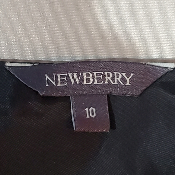 ⚡Newberry Boys Formal Black Vest Size 10 - Picture 4 of 4